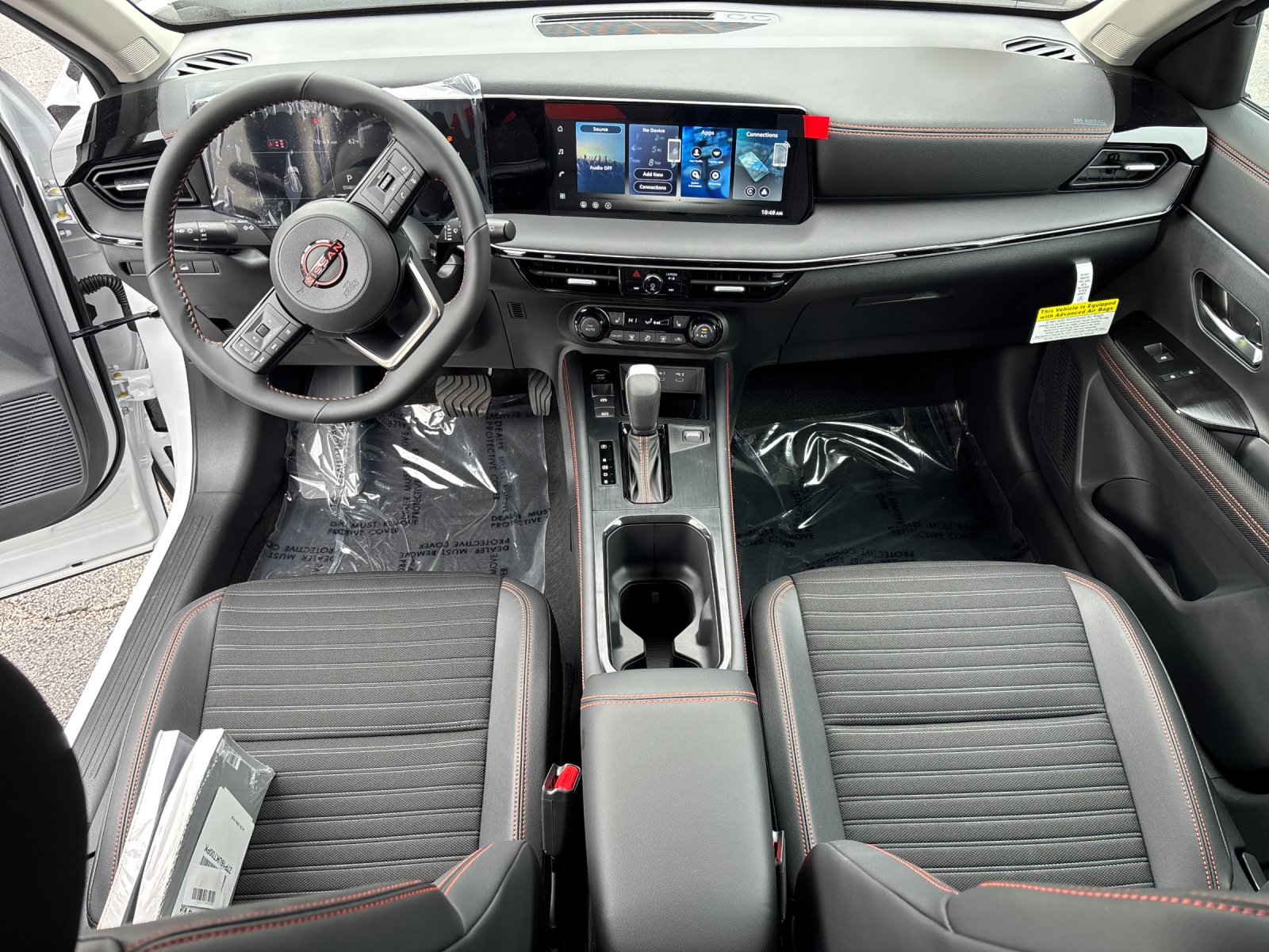 New 2027 Aspen White TriCoat / Super Black Two-tone Nissan Rock Creek® image 15