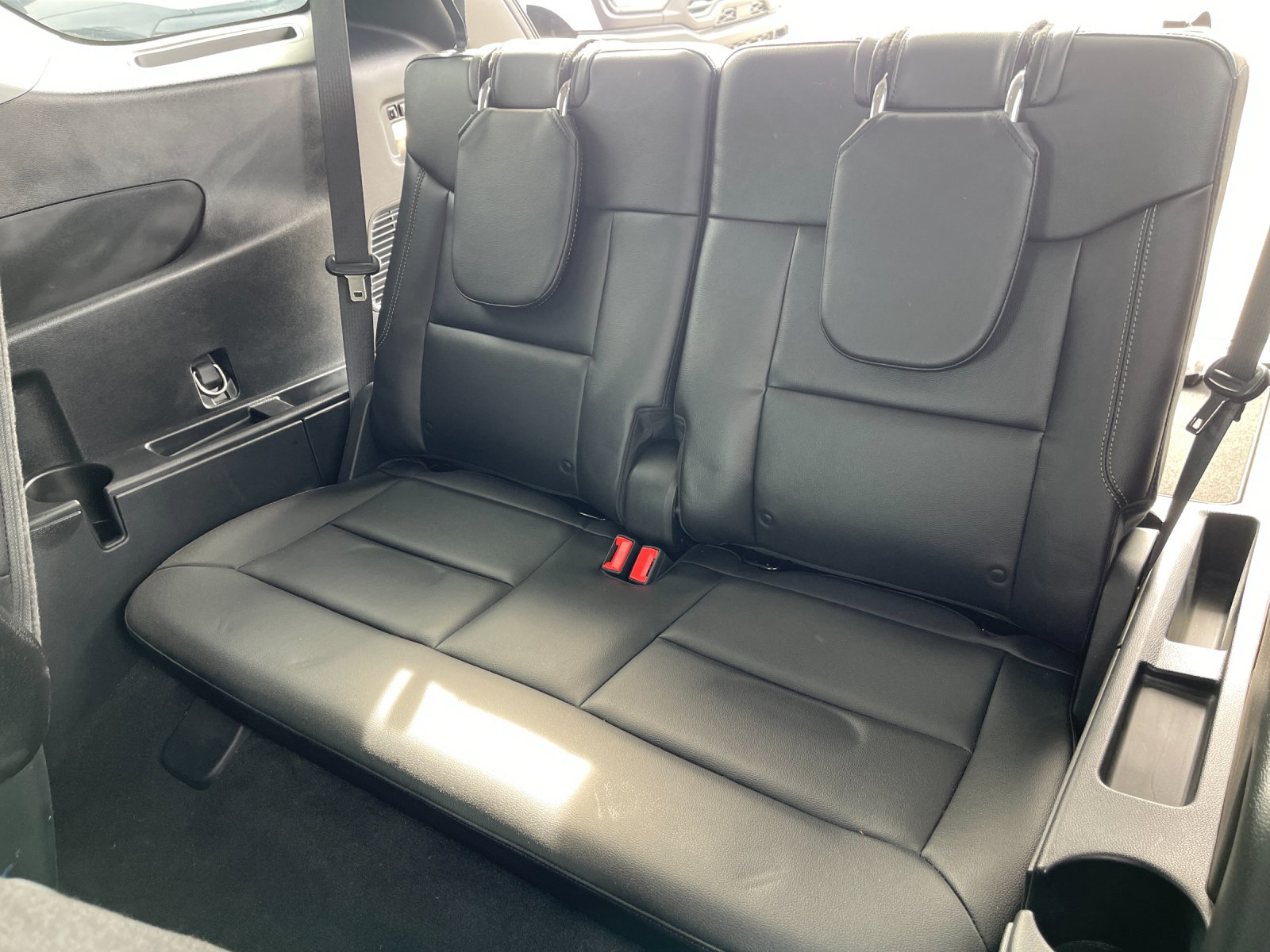 Used 2022 Blue Ford Limited image 18