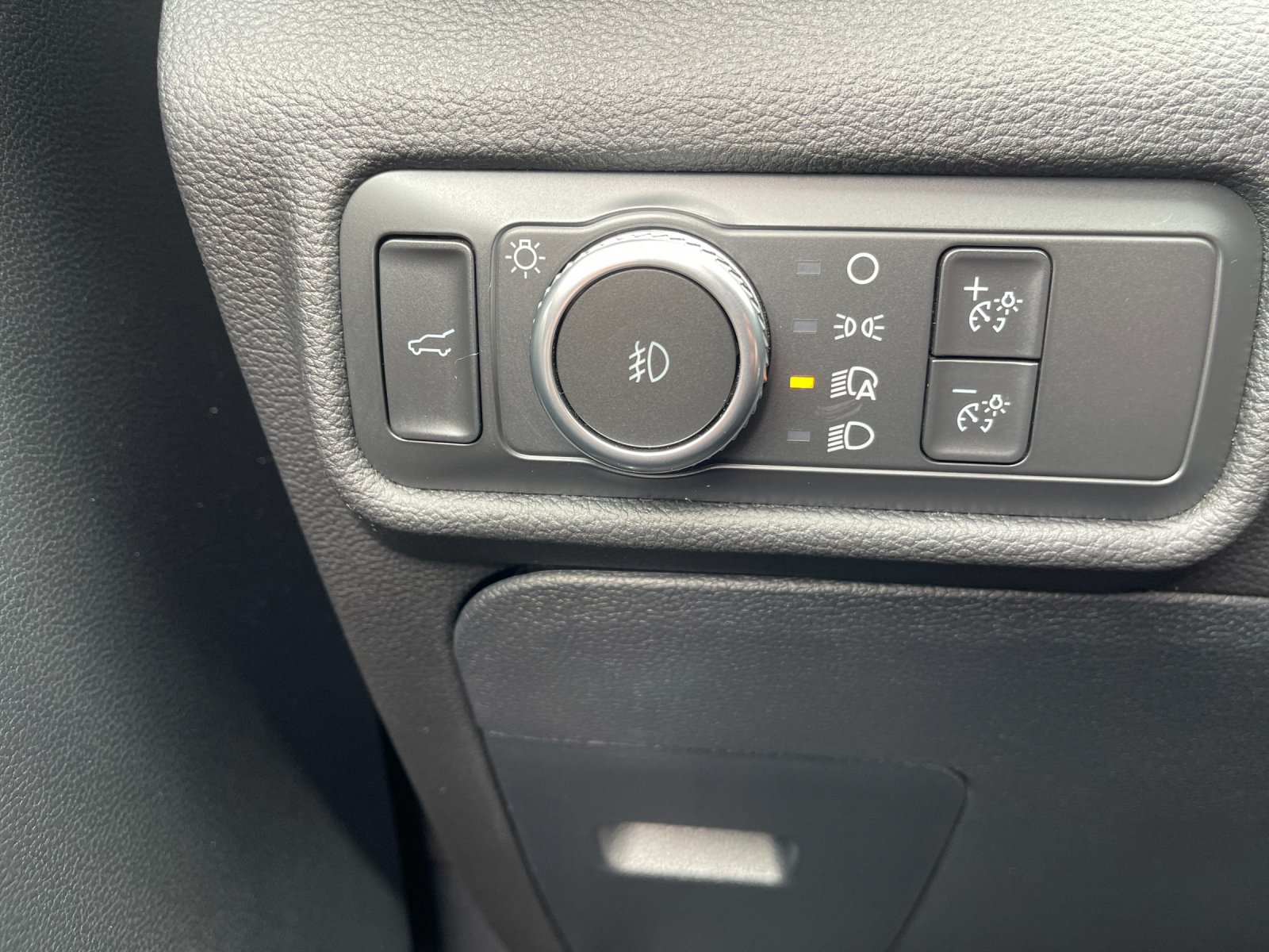 Used 2022 Blue Ford Limited image 34
