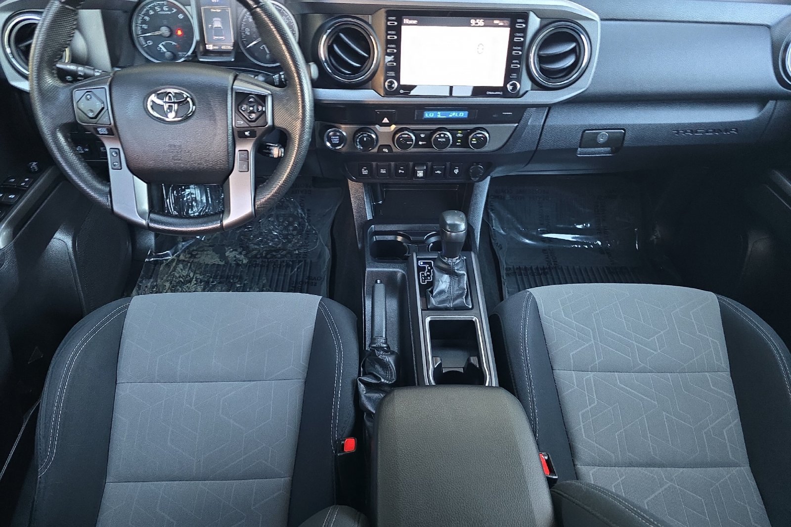 Used 2022 White Toyota TRD Off-Road image 10