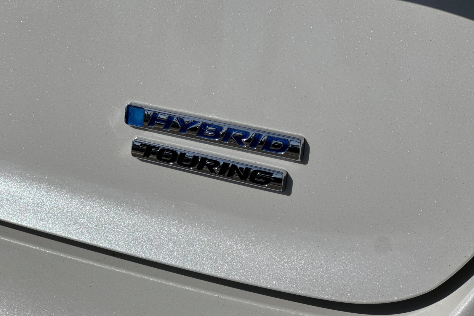 Certified Used 2023 Platinum White Pearl Honda Touring image 27