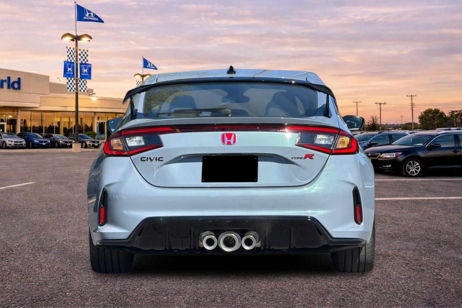 New 2026 Sonic Gray Pearl Honda  image 5
