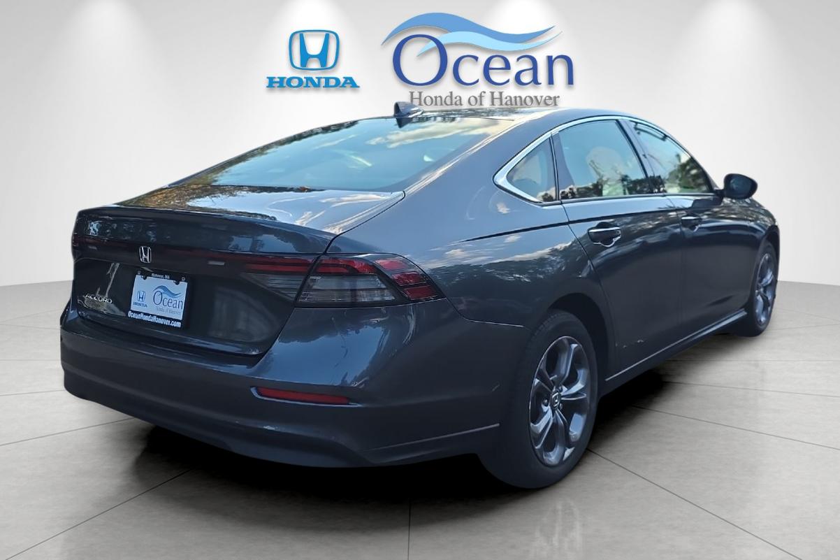 Used 2024 Meteorite Gray Metallic Honda EX image 3