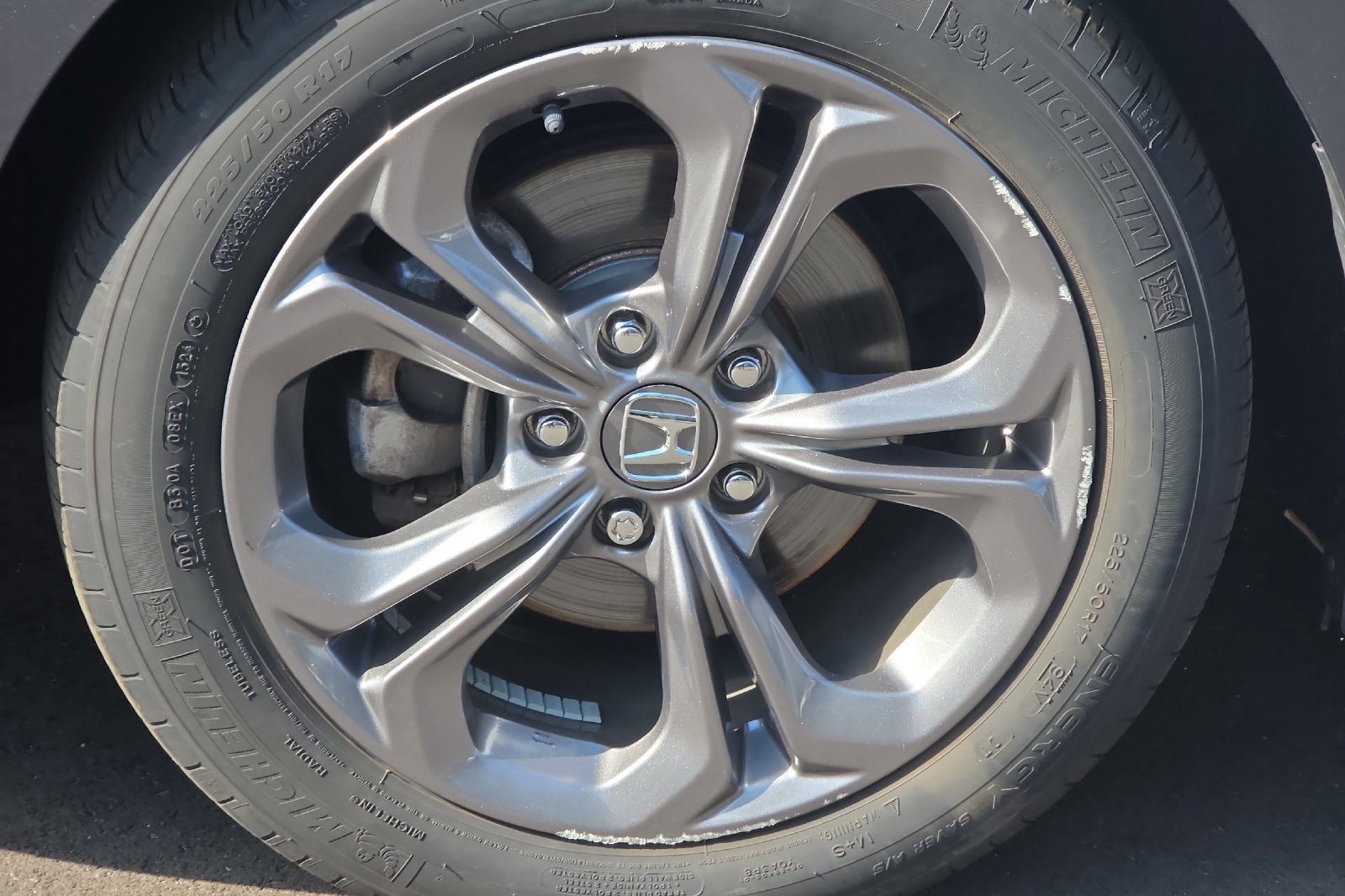 Used 2024 Meteorite Gray Metallic Honda EX image 24