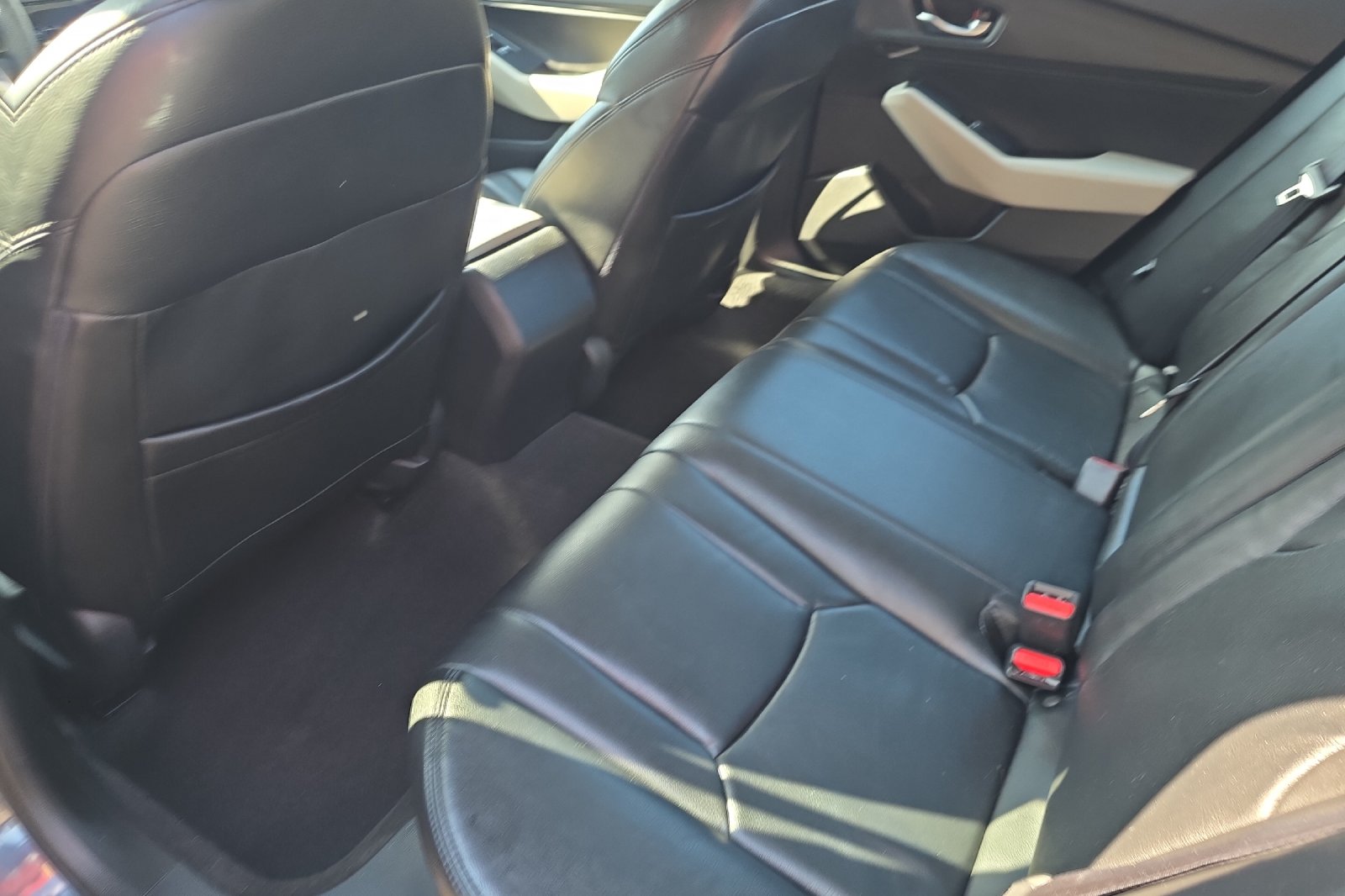 Used 2024 Meteorite Gray Metallic Honda EX image 13