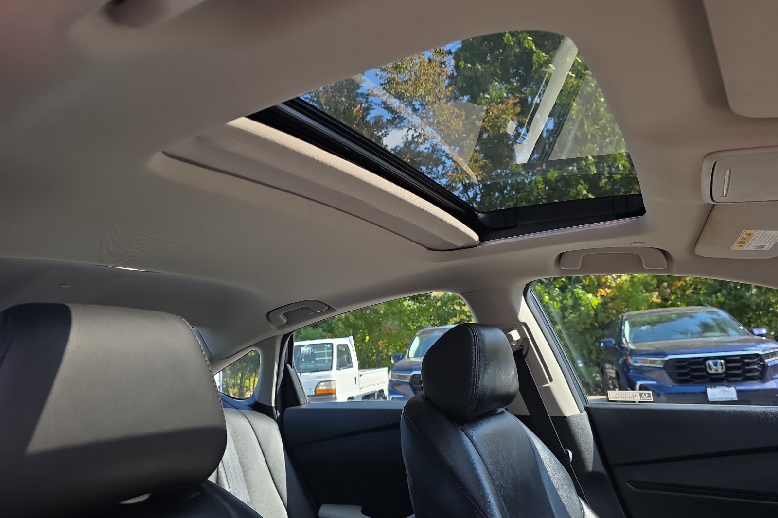 Used 2024 Meteorite Gray Metallic Honda EX image 17