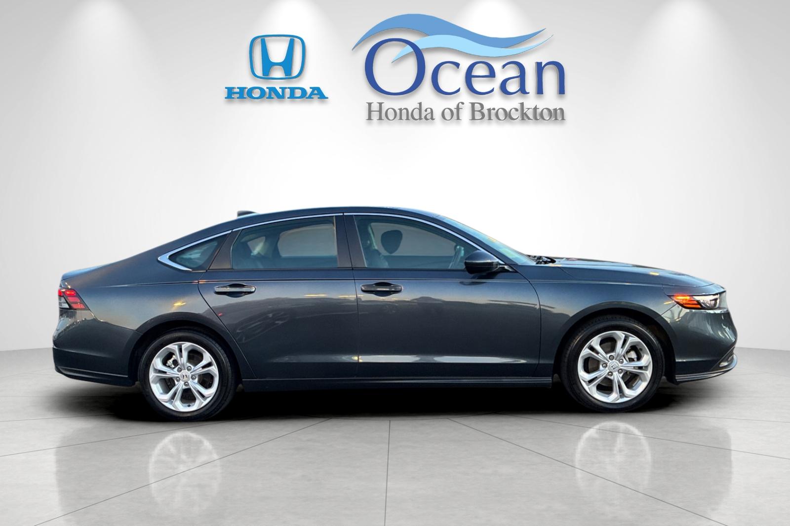 Used 2025 Meteorite Gray Metallic Honda LX image 2