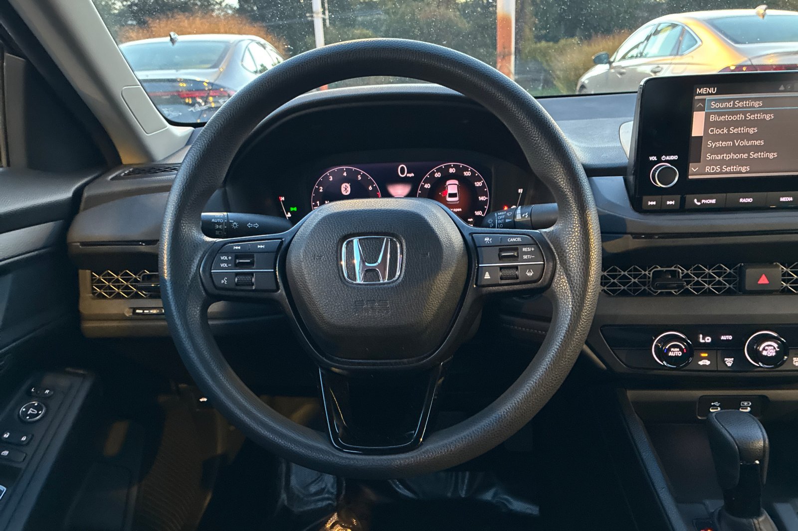 Used 2025 Meteorite Gray Metallic Honda LX image 29