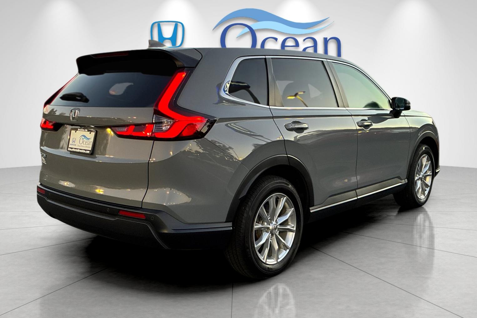 Used 2025 Urban Gray Pearl Honda EX-L image 3