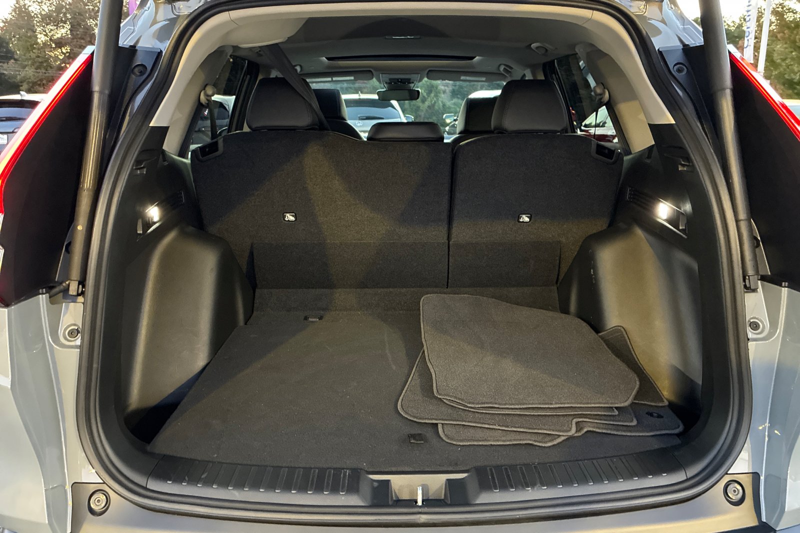 Used 2025 Urban Gray Pearl Honda EX-L image 20