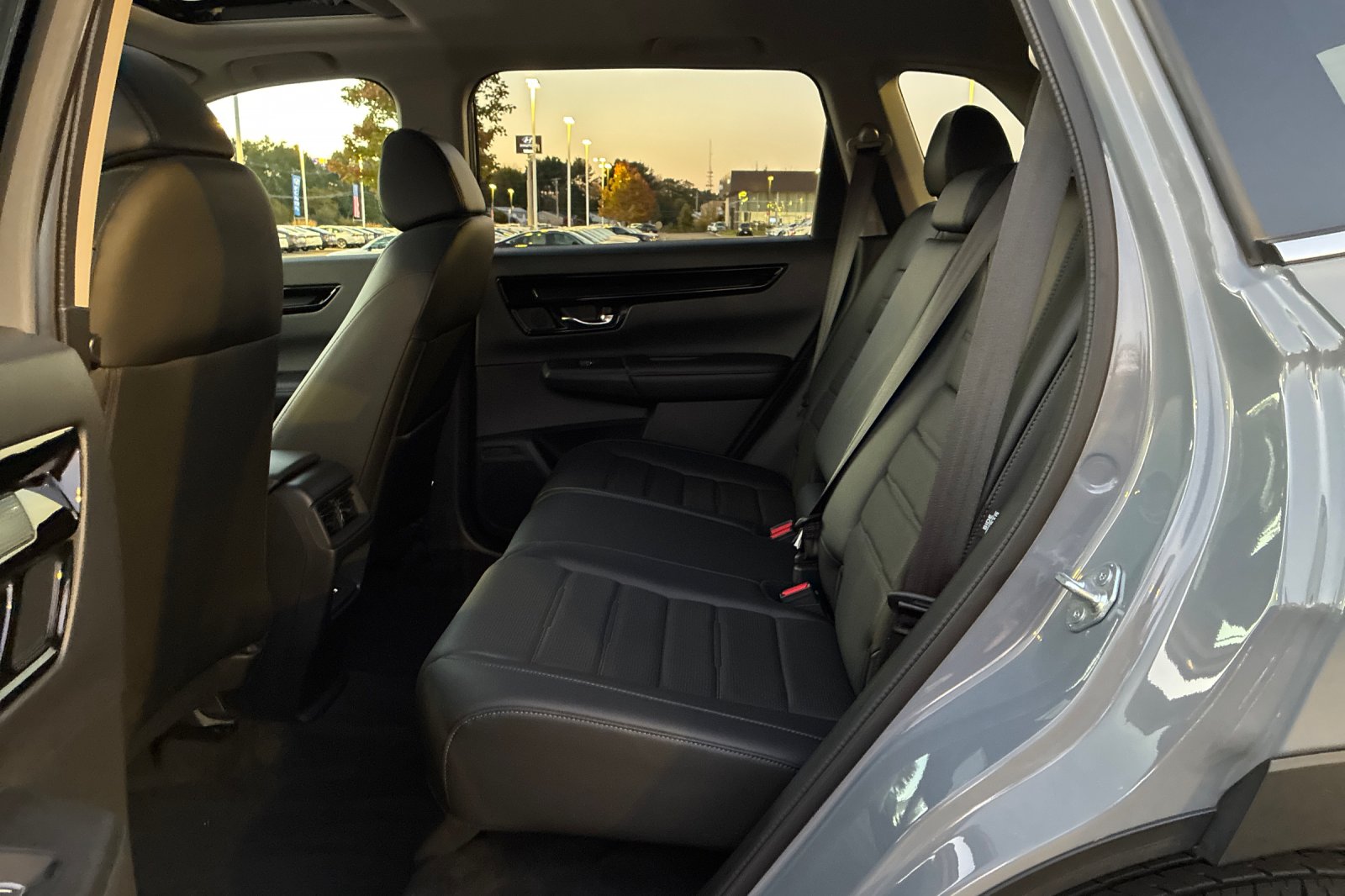 Used 2025 Urban Gray Pearl Honda EX-L image 15