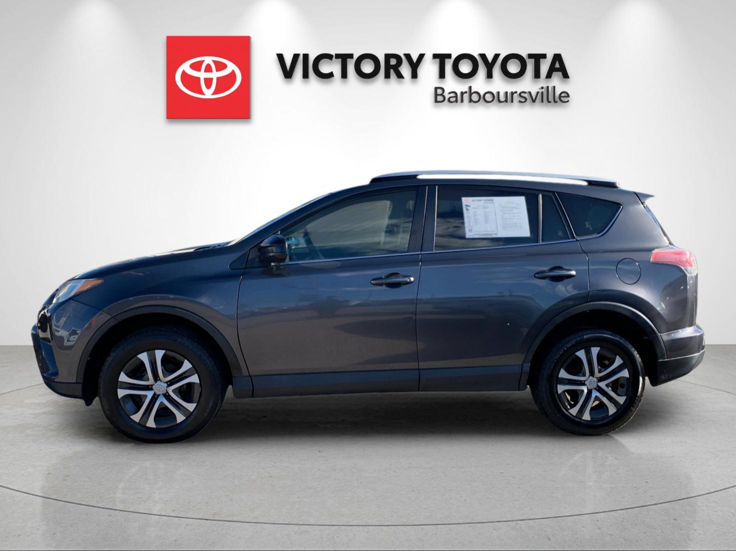 Used 2016 Toyota RAV4 LE with VIN JTMZFREV0GJ087725 for sale in Barboursville, WV