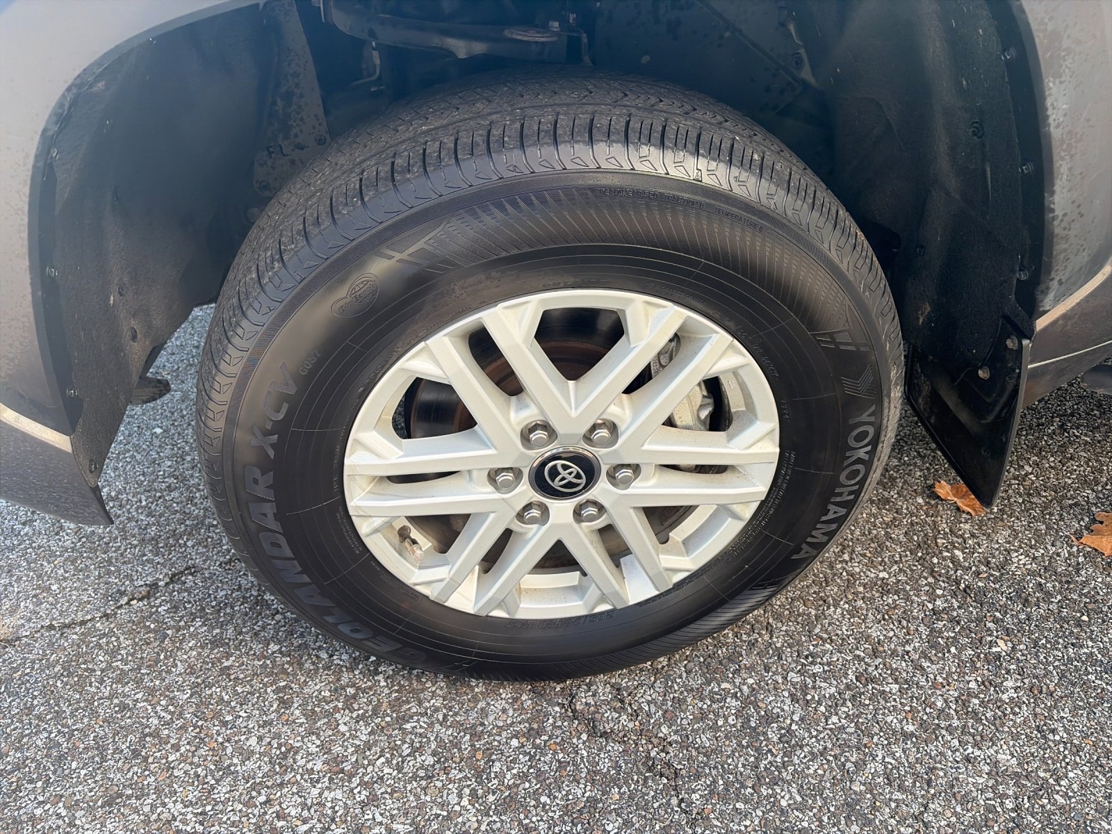 Used 2025 Gray Toyota SR5 image 32