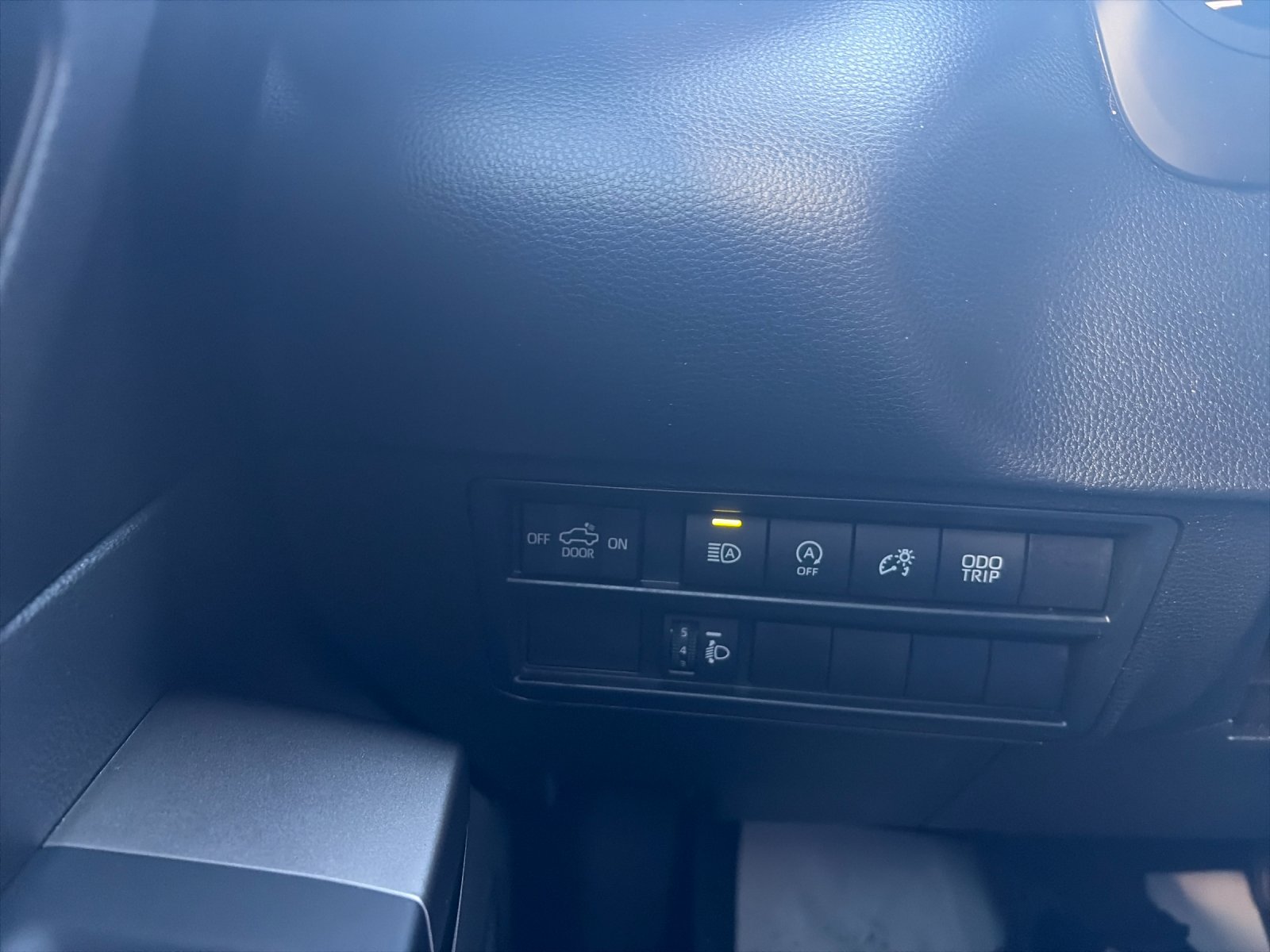 Used 2025 Gray Toyota SR5 image 31
