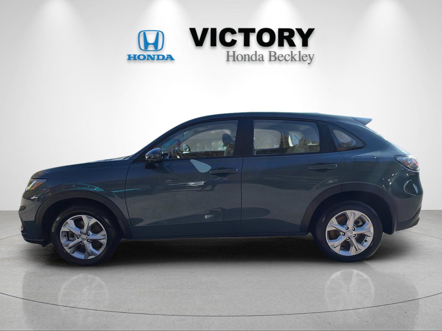 Used 2024 Pearl Honda LX image 2