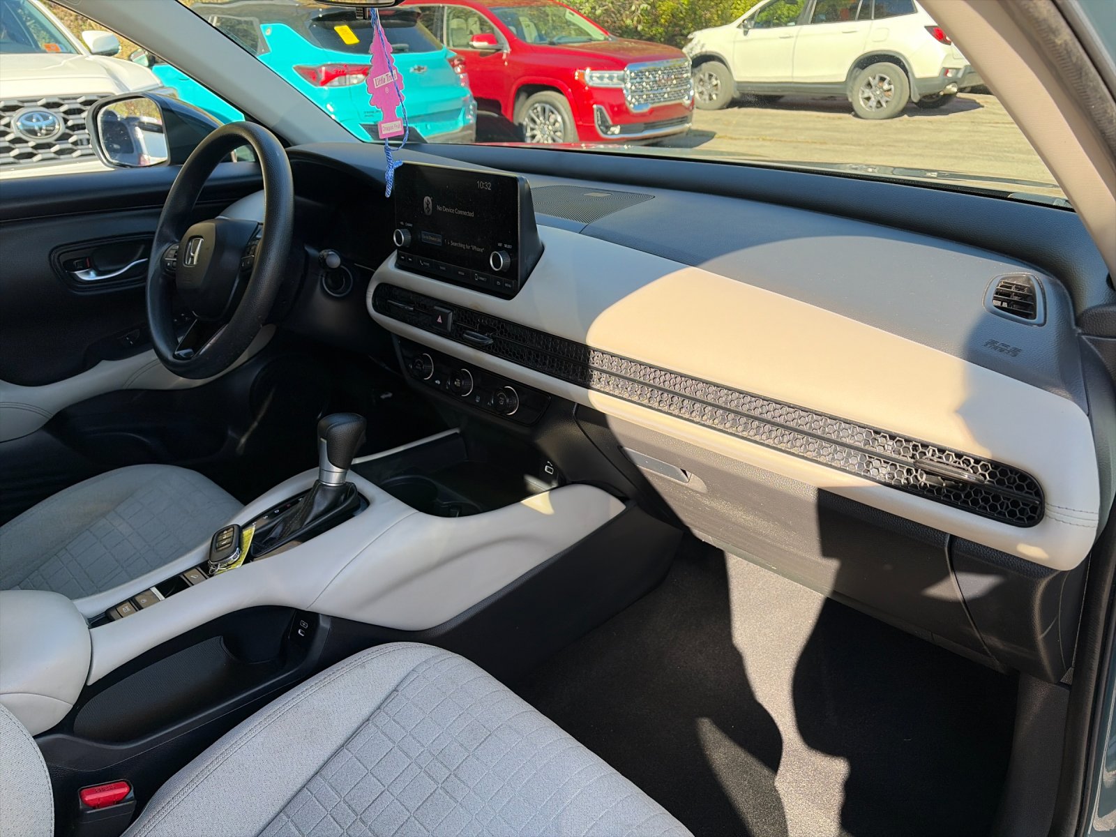 Used 2024 Pearl Honda LX image 18