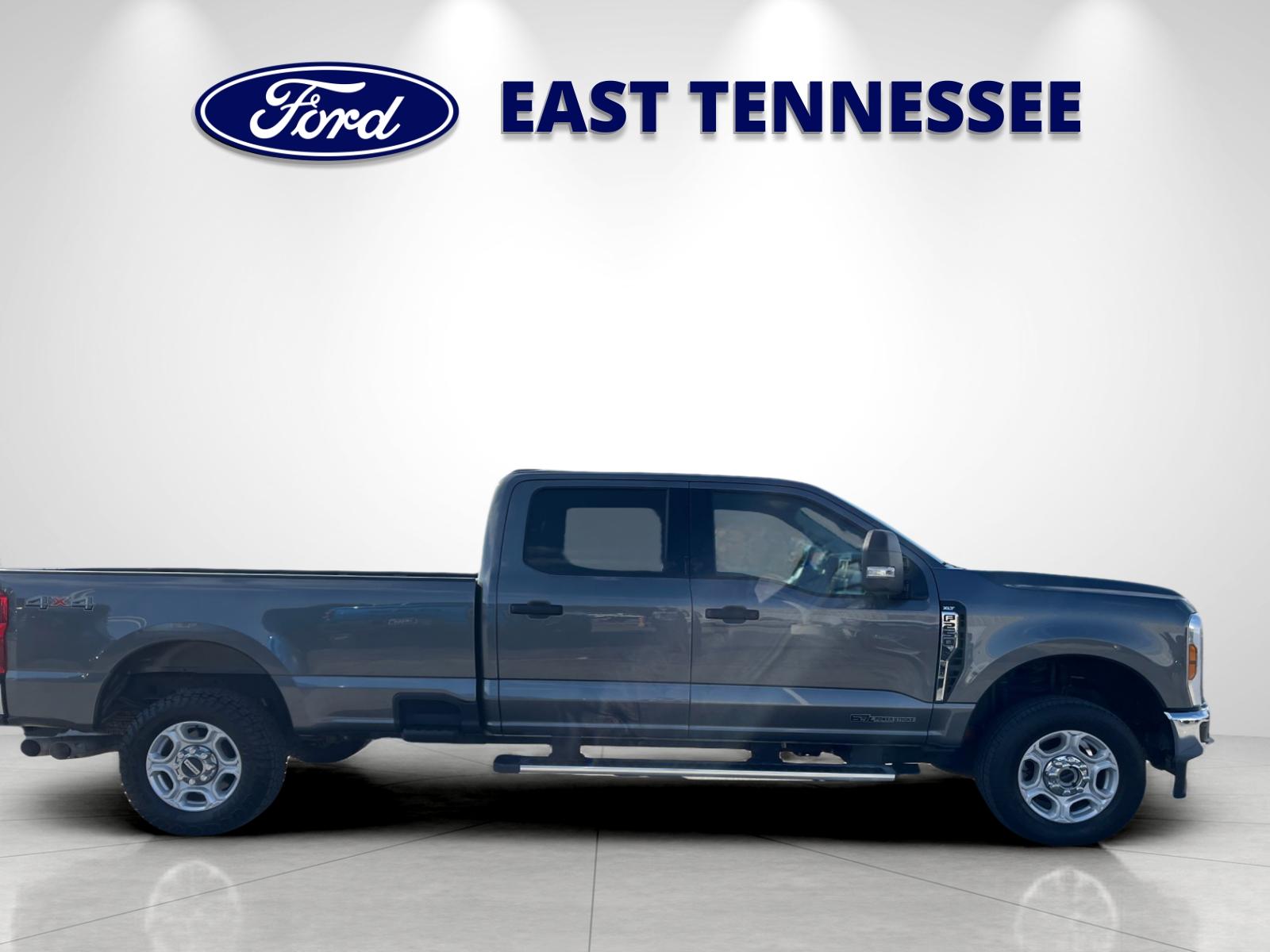 Used 2025 Gray Ford XLT image 2