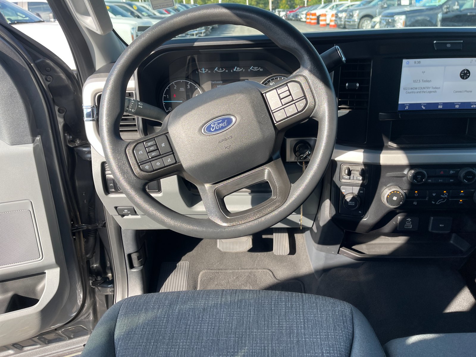 Used 2025 Gray Ford XLT image 16