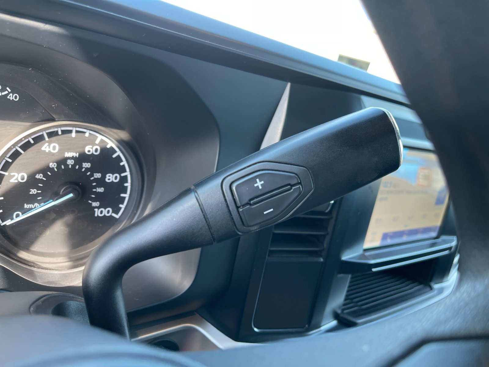 Used 2025 Gray Ford XLT image 23