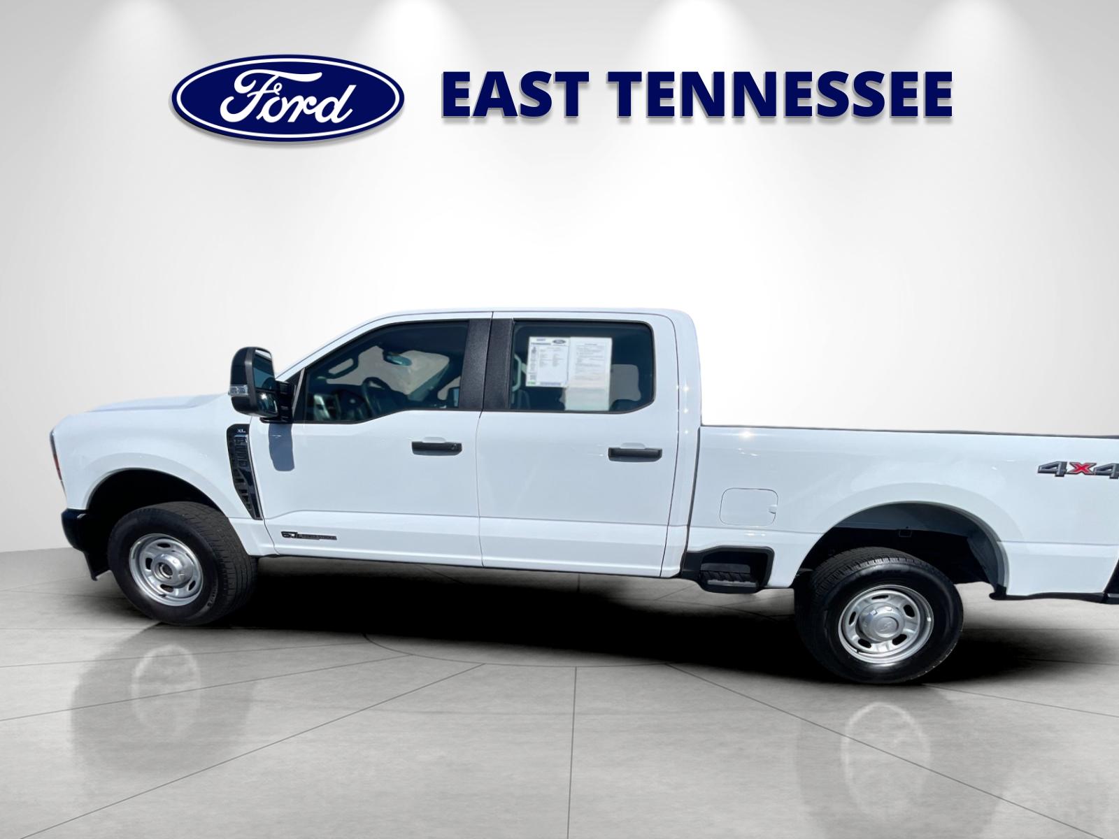 Used 2026 White Ford XL image 6