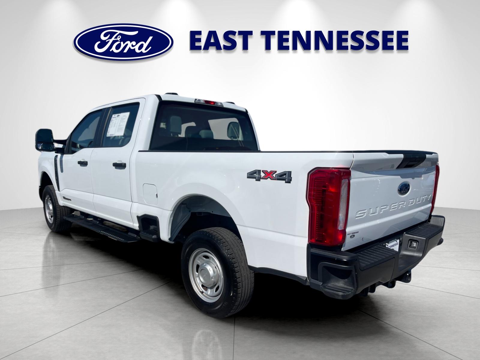 Used 2026 White Ford XL image 5