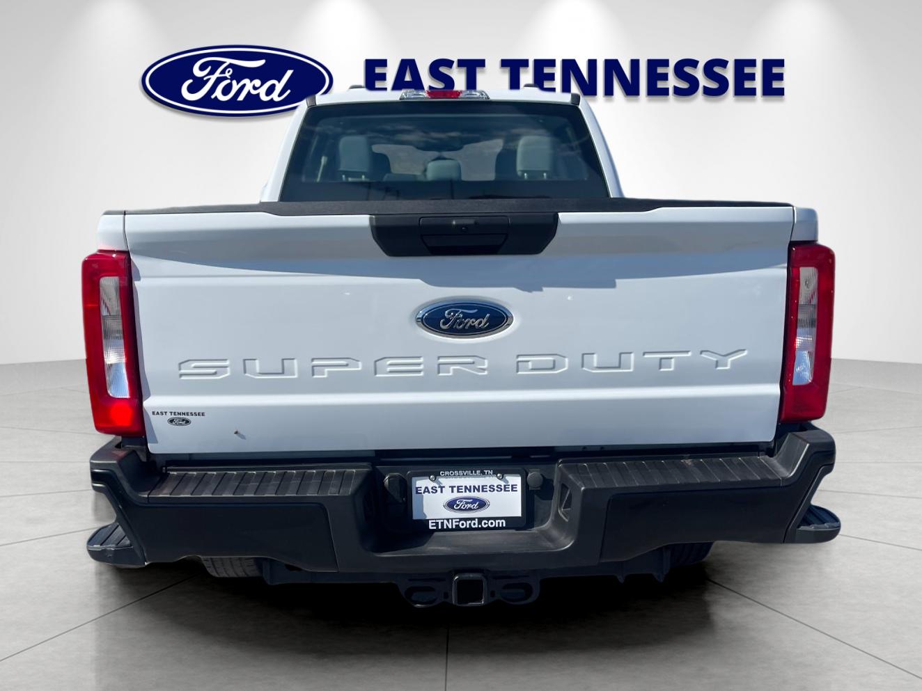 Used 2026 White Ford XL image 4