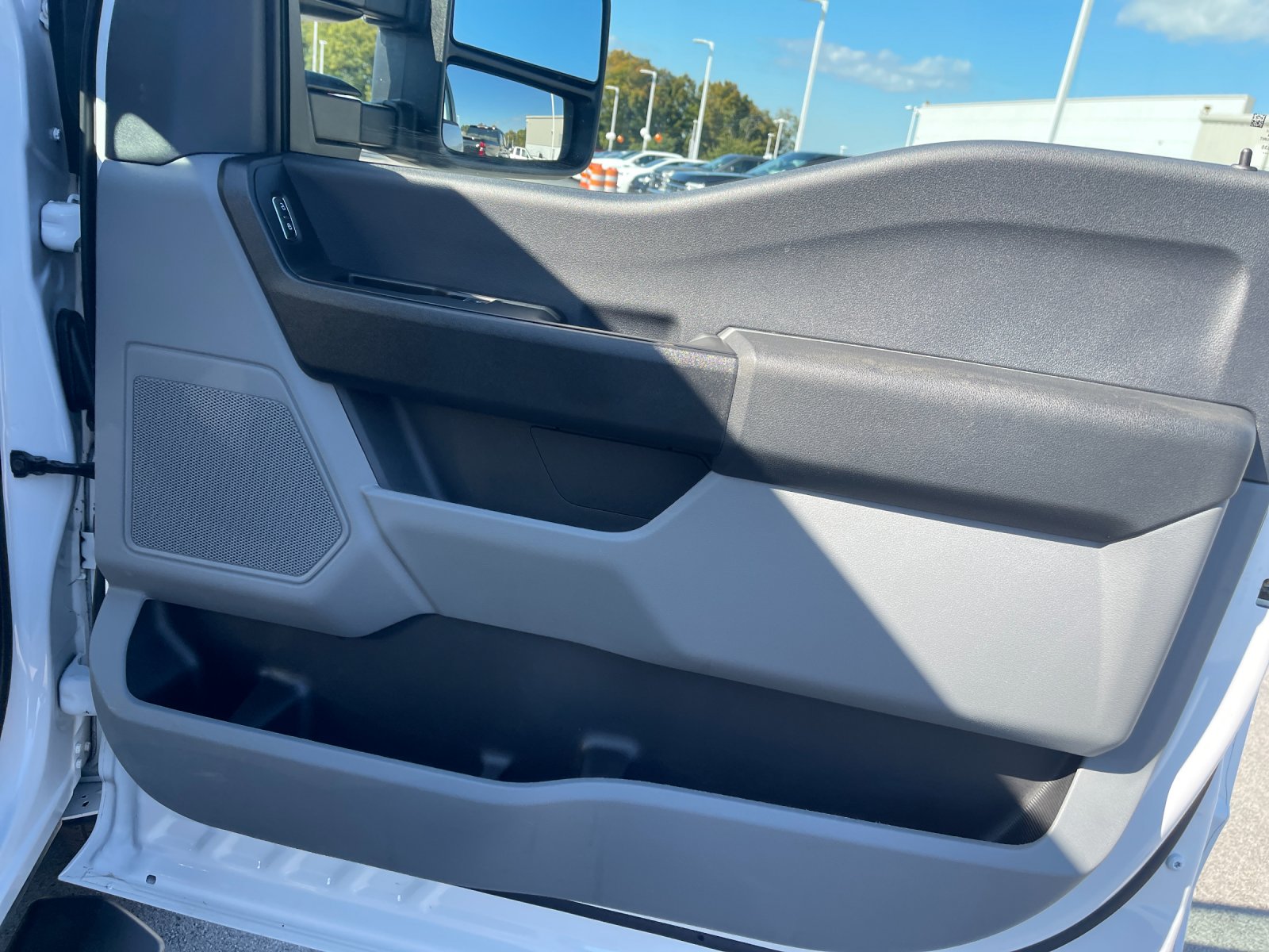 Used 2026 White Ford XL image 19