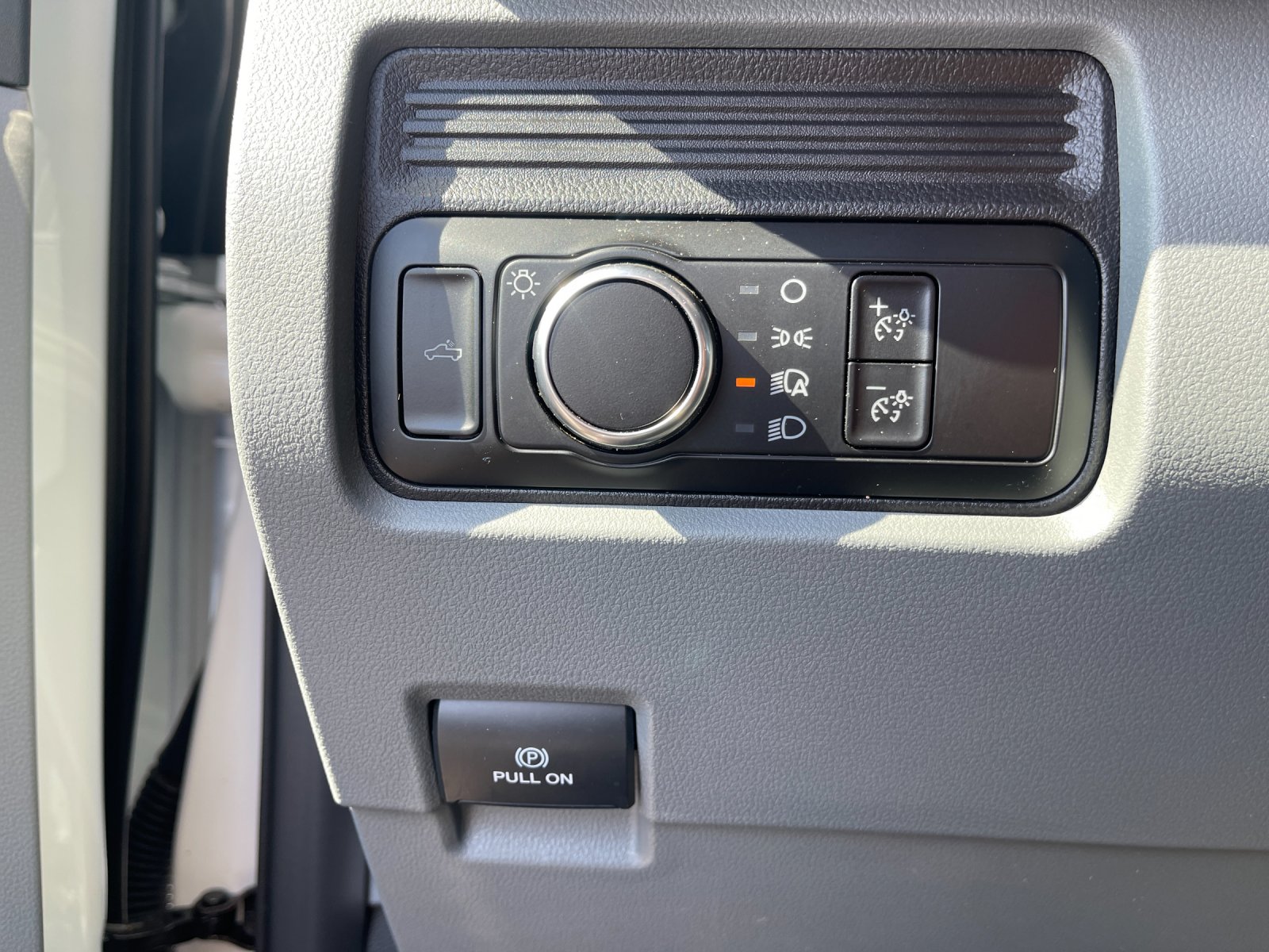 Used 2026 White Ford XL image 29