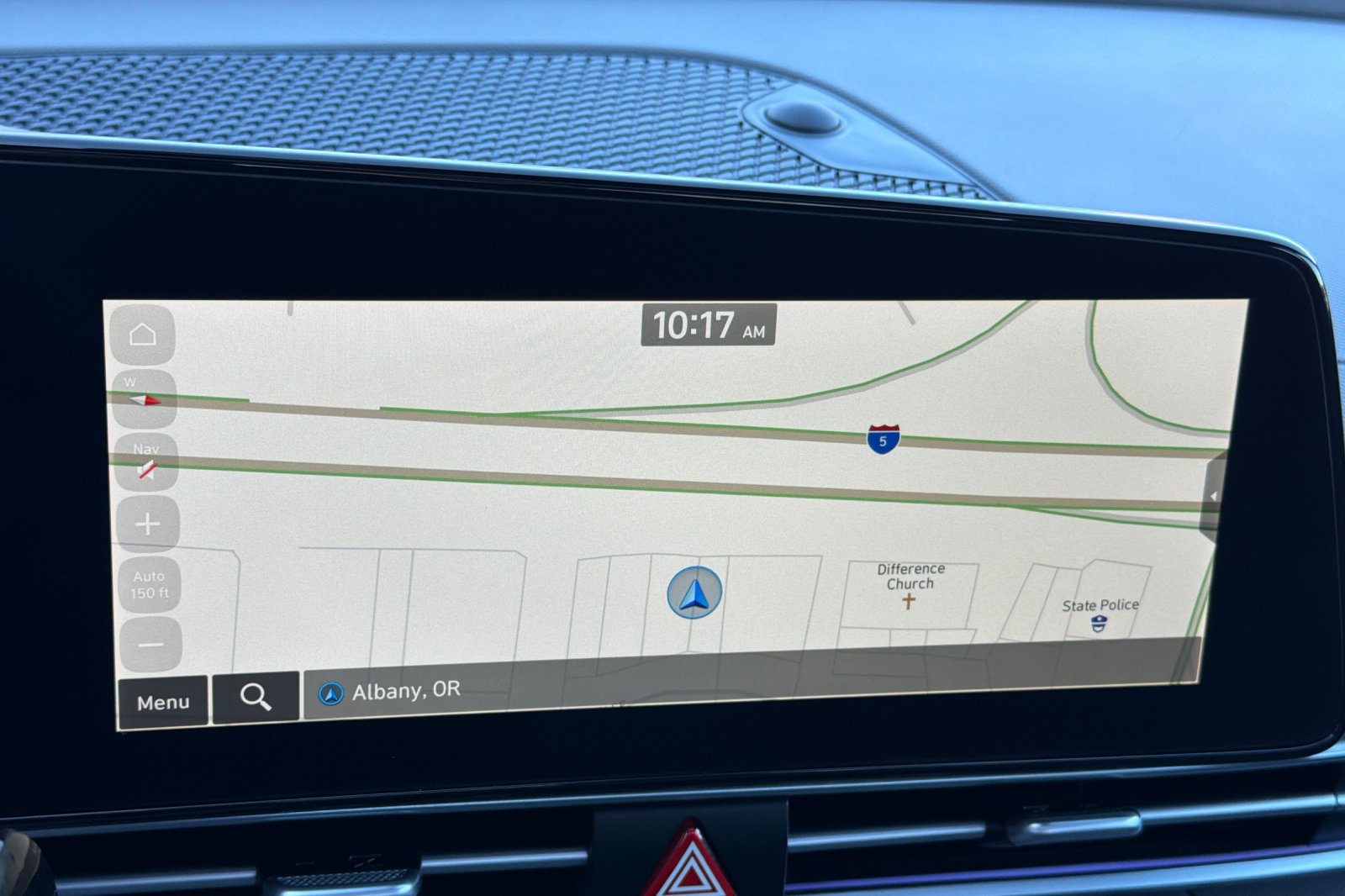 Used 2025 White Hyundai SEL Convenience image 15