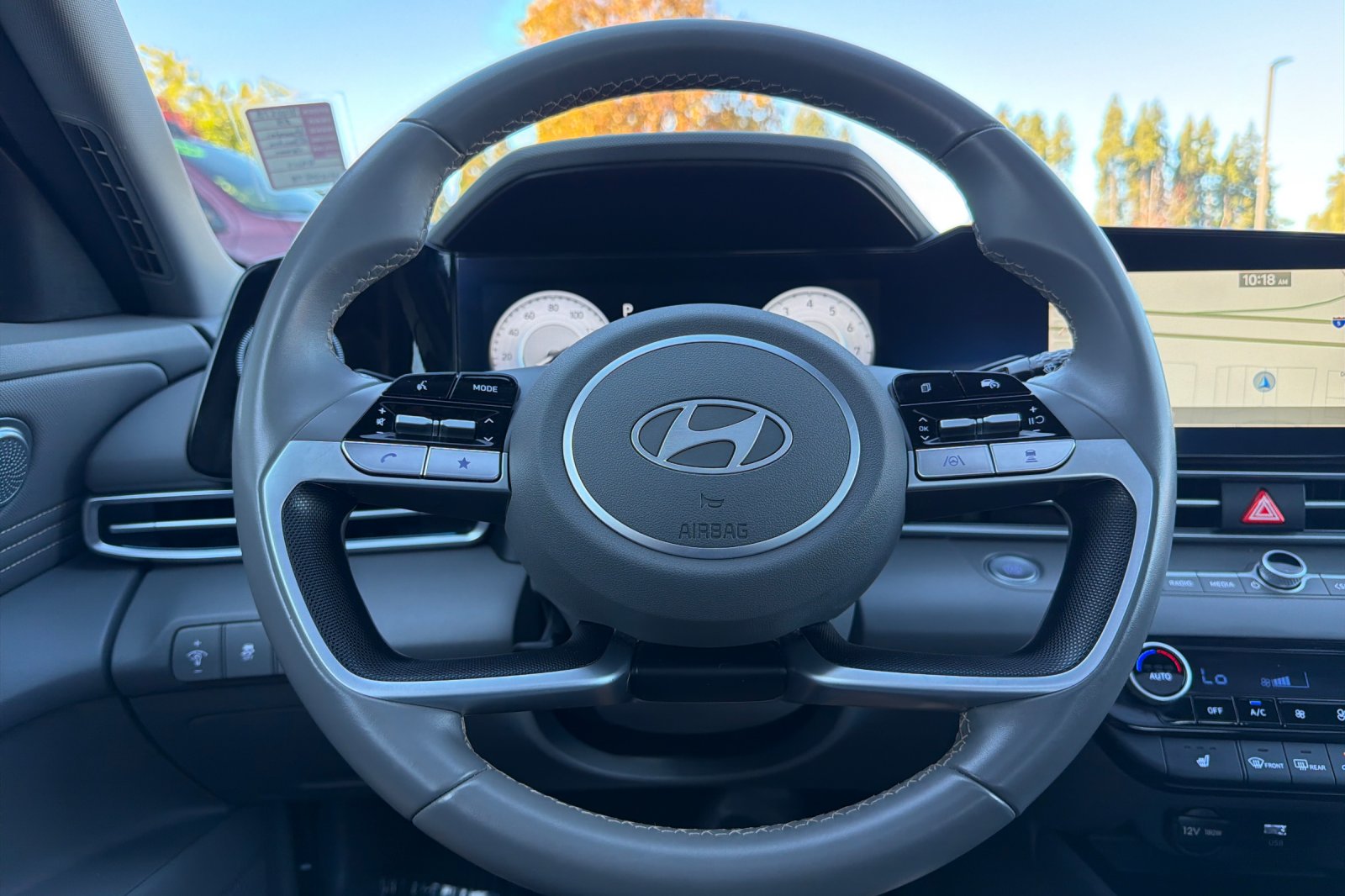 Used 2025 White Hyundai SEL Convenience image 20