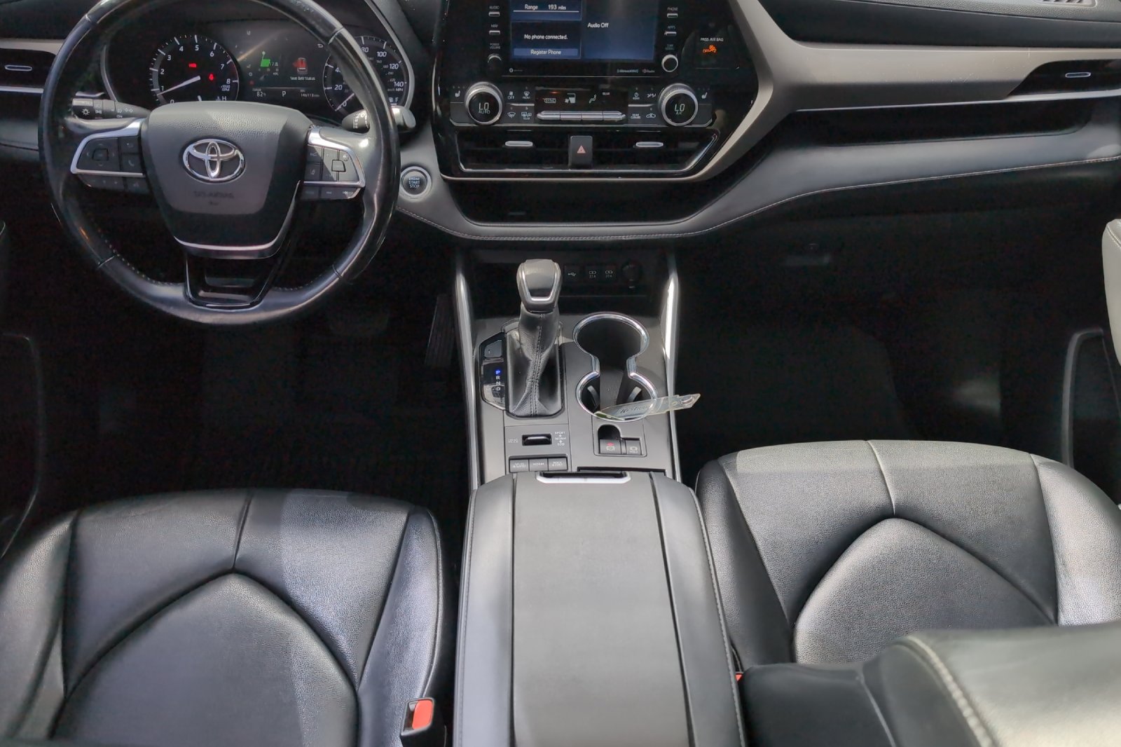 Used 2021  Toyota XLE image 14