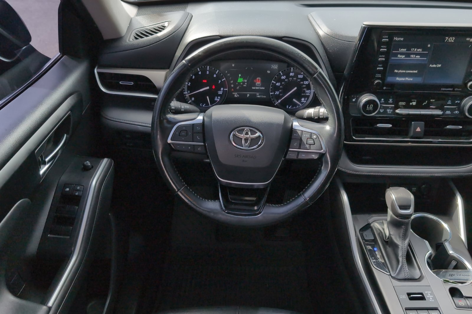 Used 2021  Toyota XLE image 15