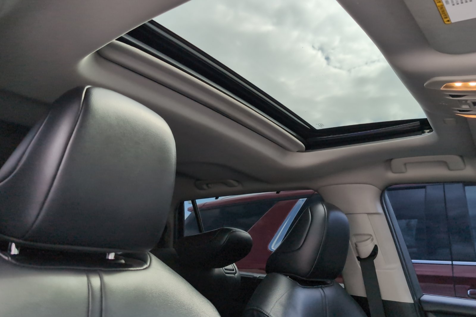 Used 2021  Toyota XLE image 19