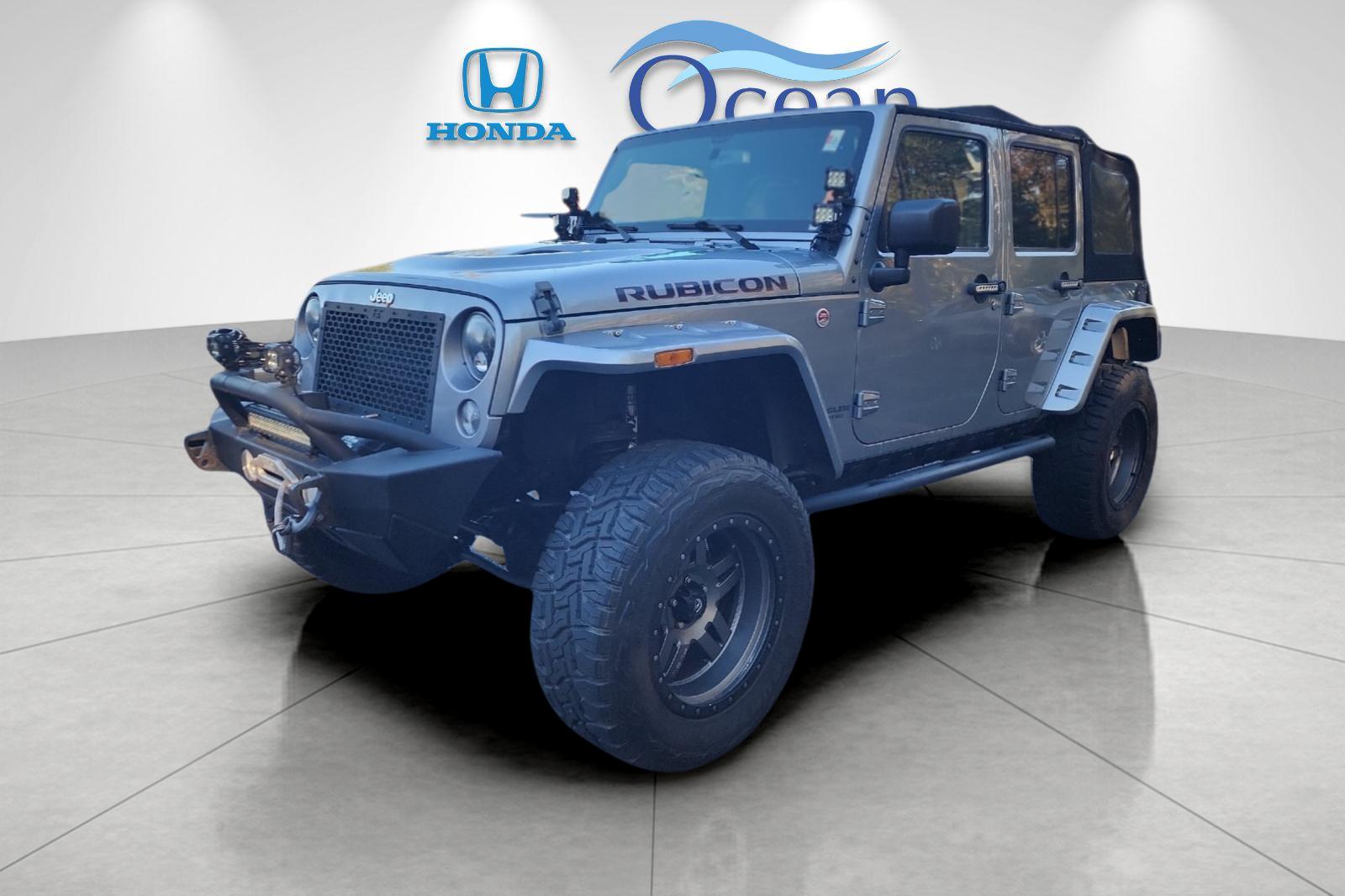 Used 2016 Billet Silver Metallic Clearcoat Jeep Unlimited Rubicon image 7
