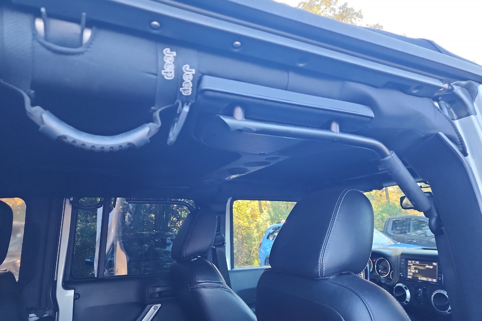 Used 2016 Billet Silver Metallic Clearcoat Jeep Unlimited Rubicon image 35