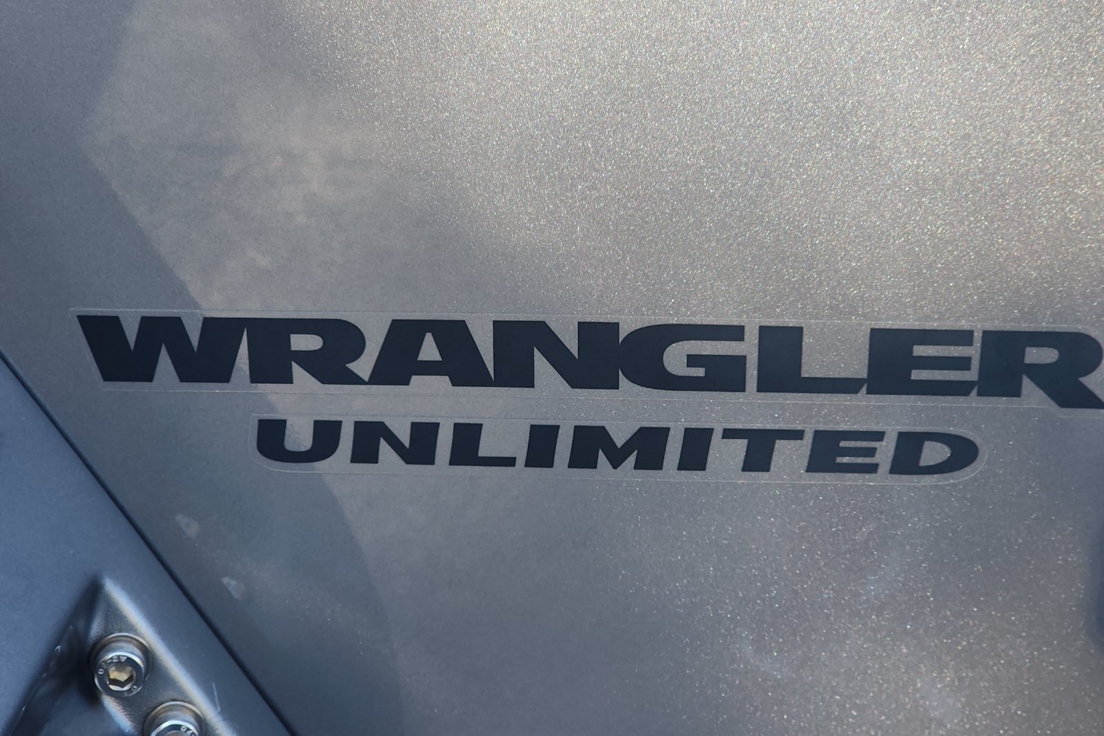 Used 2016 Billet Silver Metallic Clearcoat Jeep Unlimited Rubicon image 26