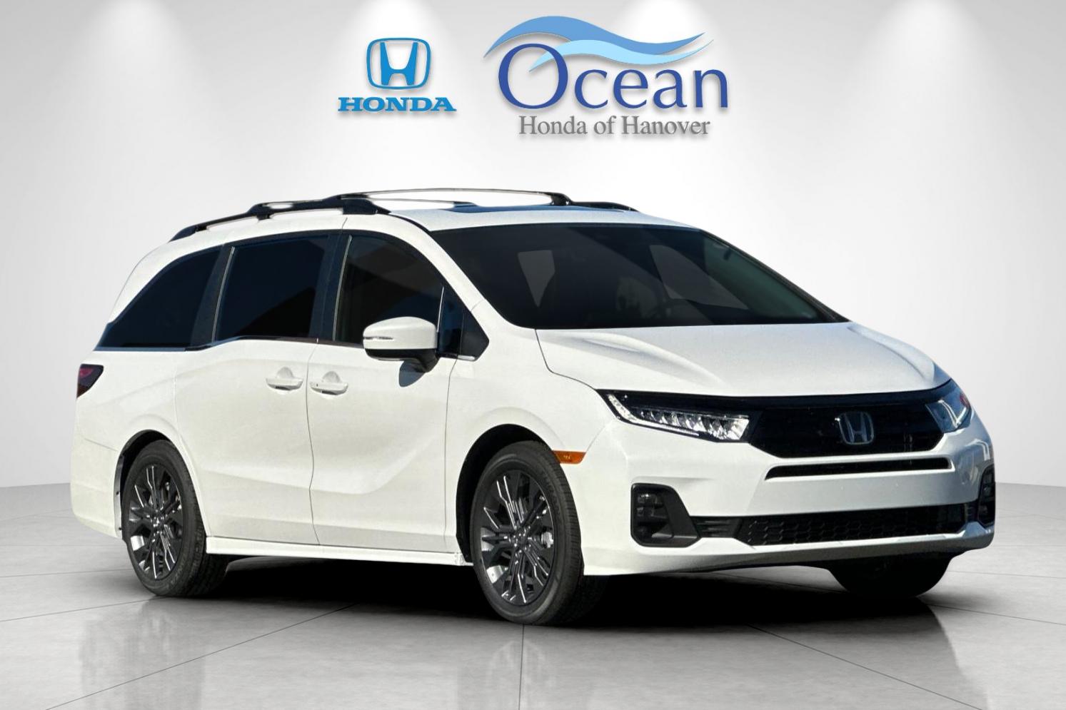 New 2027 Platinum White Pearl Honda Touring image 7
