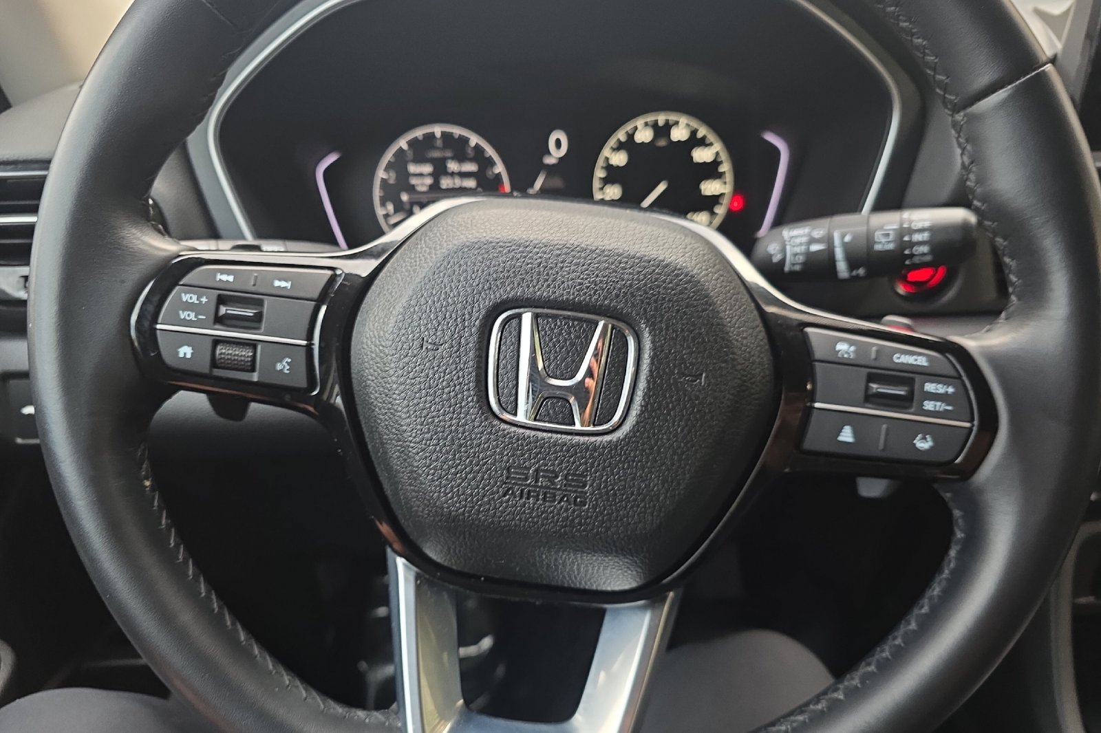 Used 2025 Platinum White Pearl Honda EX-L image 23