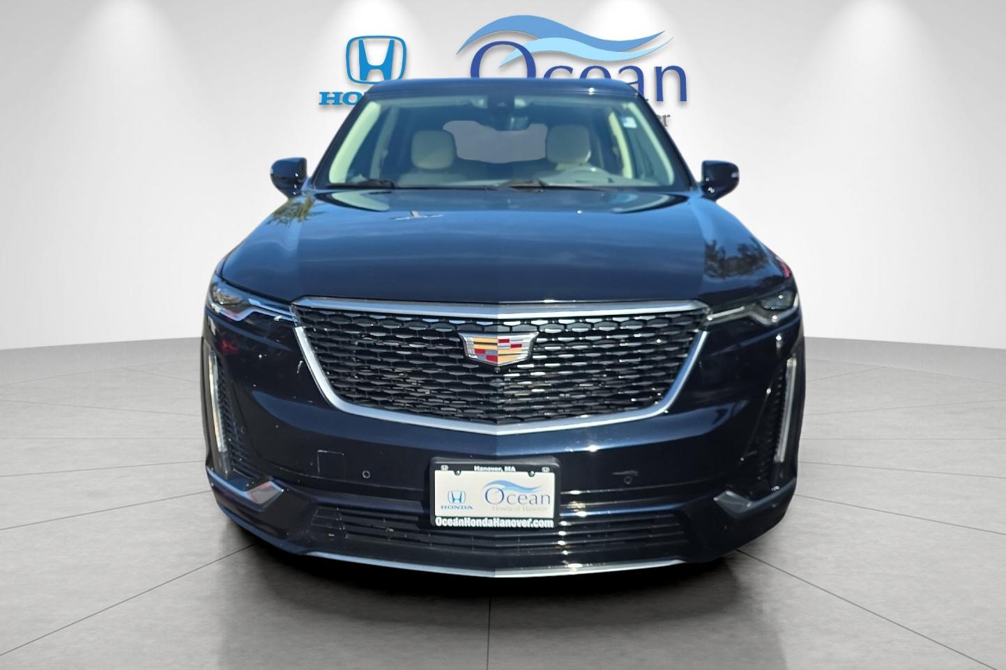 Used 2022 Stellar Black Metallic Cadillac Premium Luxury image 8