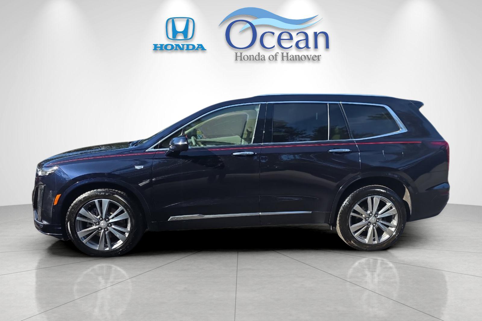 Used 2022 Stellar Black Metallic Cadillac Premium Luxury image 6