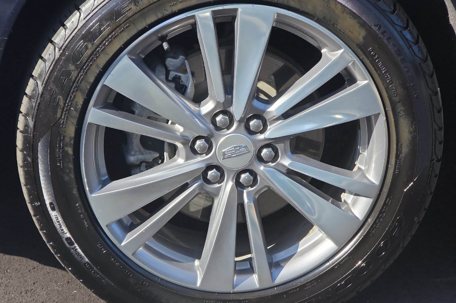 Used 2022 Stellar Black Metallic Cadillac Premium Luxury image 24