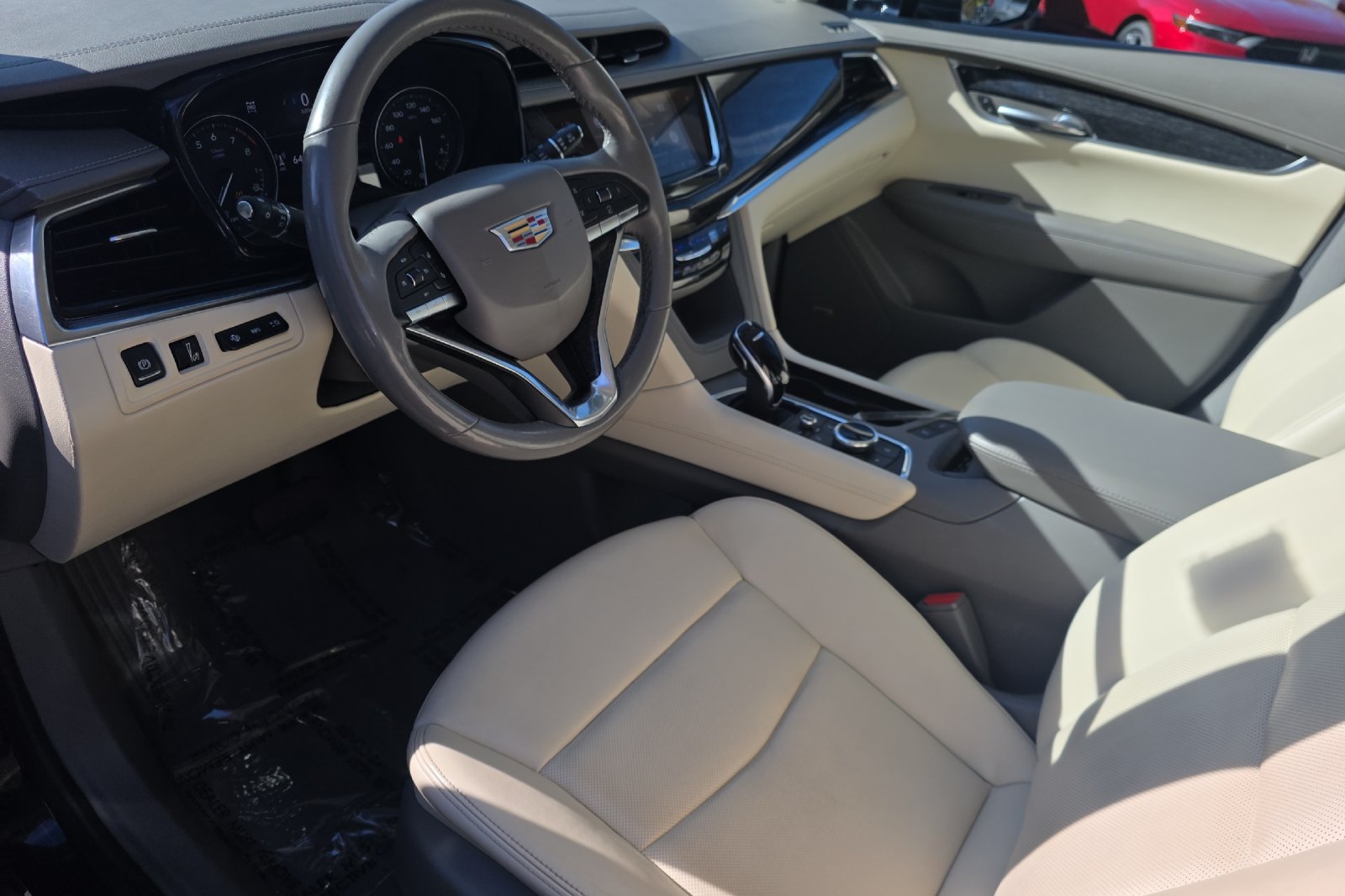 Used 2022 Stellar Black Metallic Cadillac Premium Luxury image 11