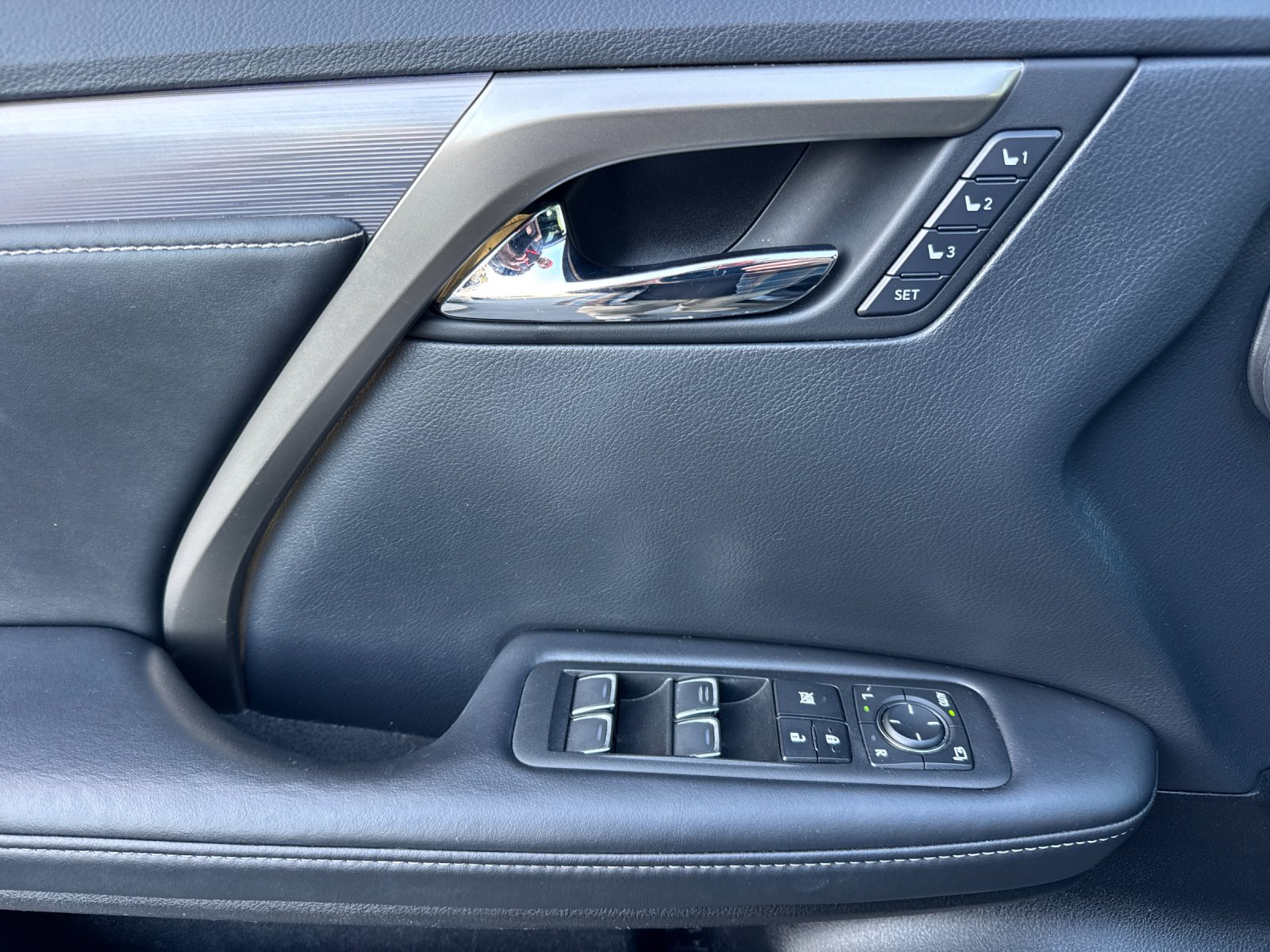 Used 2019 Gray Lexus 350 F Sport image 10