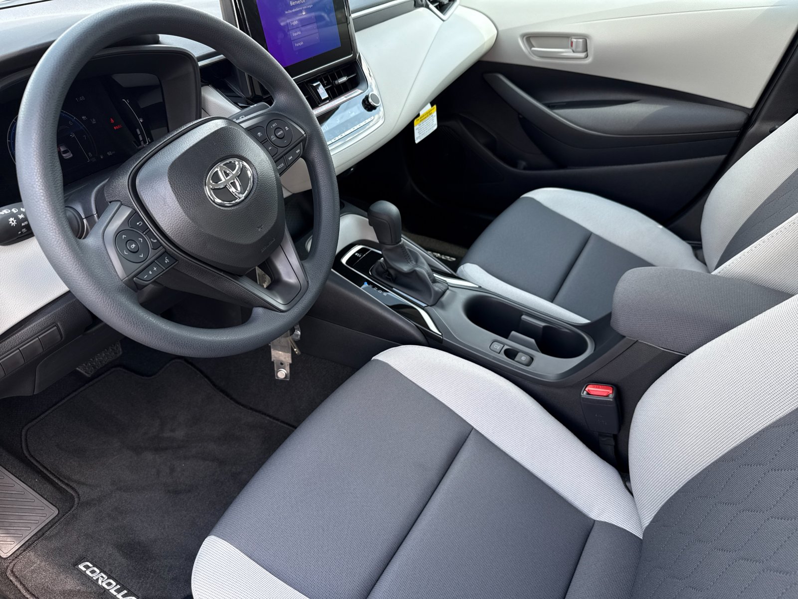 New 2027 Classic Silver Metallic Toyota LE image 9