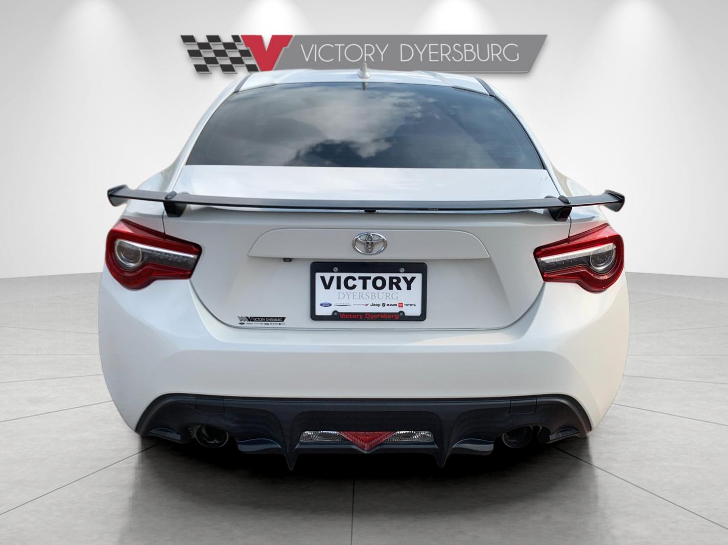 Used 2018  Toyota GT image 5