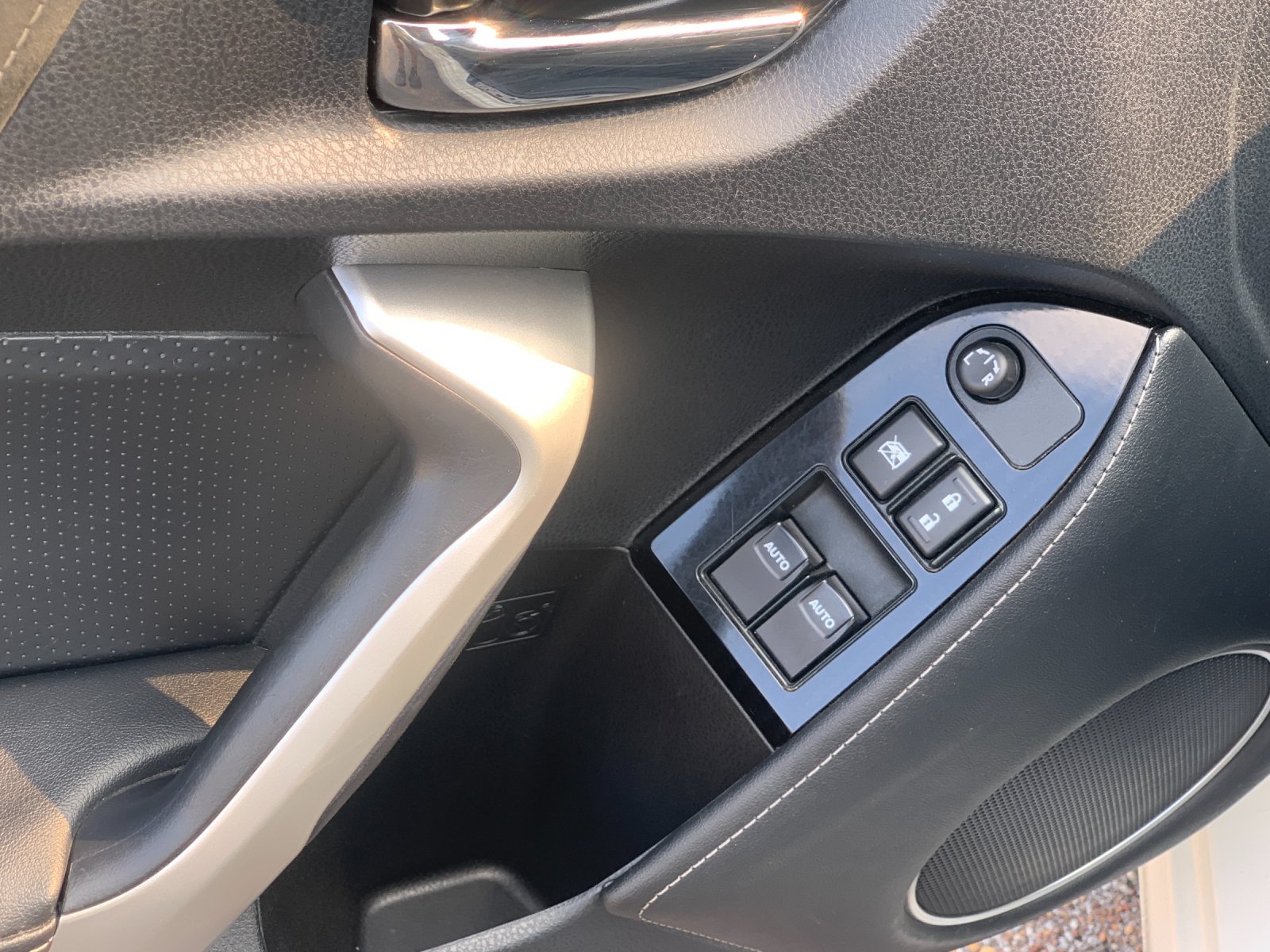 Used 2018  Toyota GT image 14
