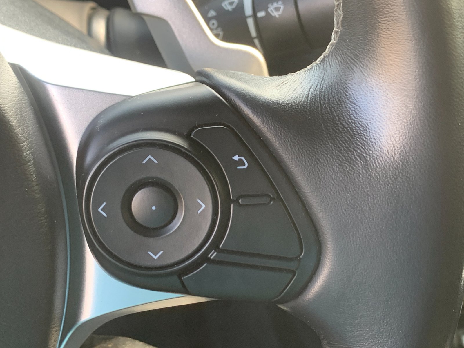 Used 2018  Toyota GT image 28