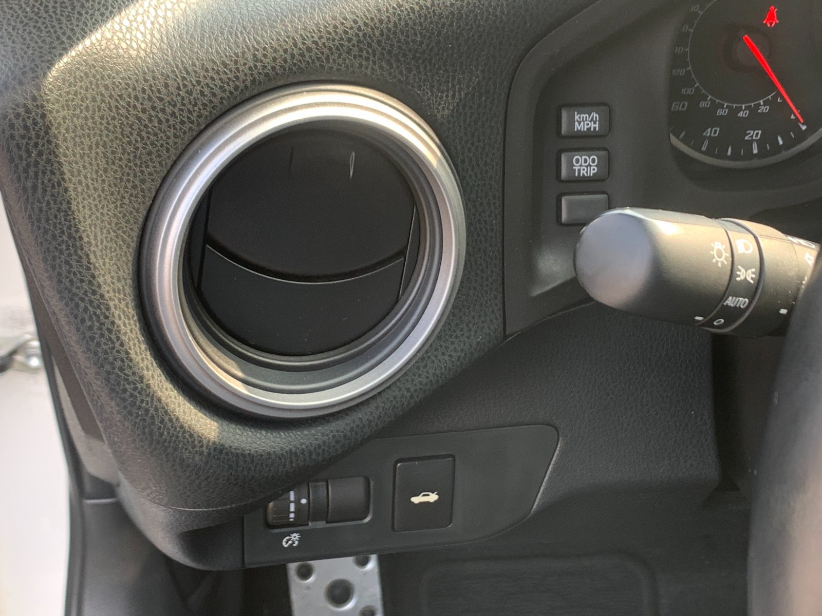 Used 2018  Toyota GT image 31