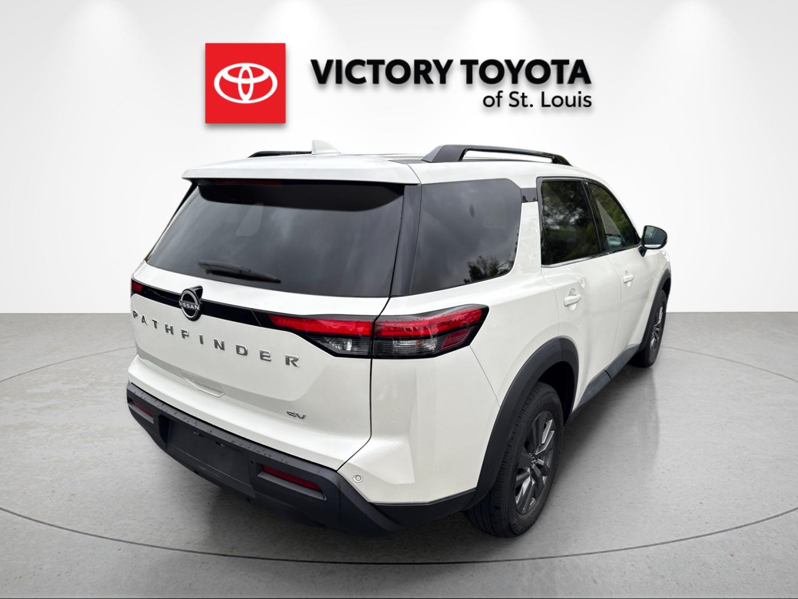 Used 2024 White Nissan SV image 3