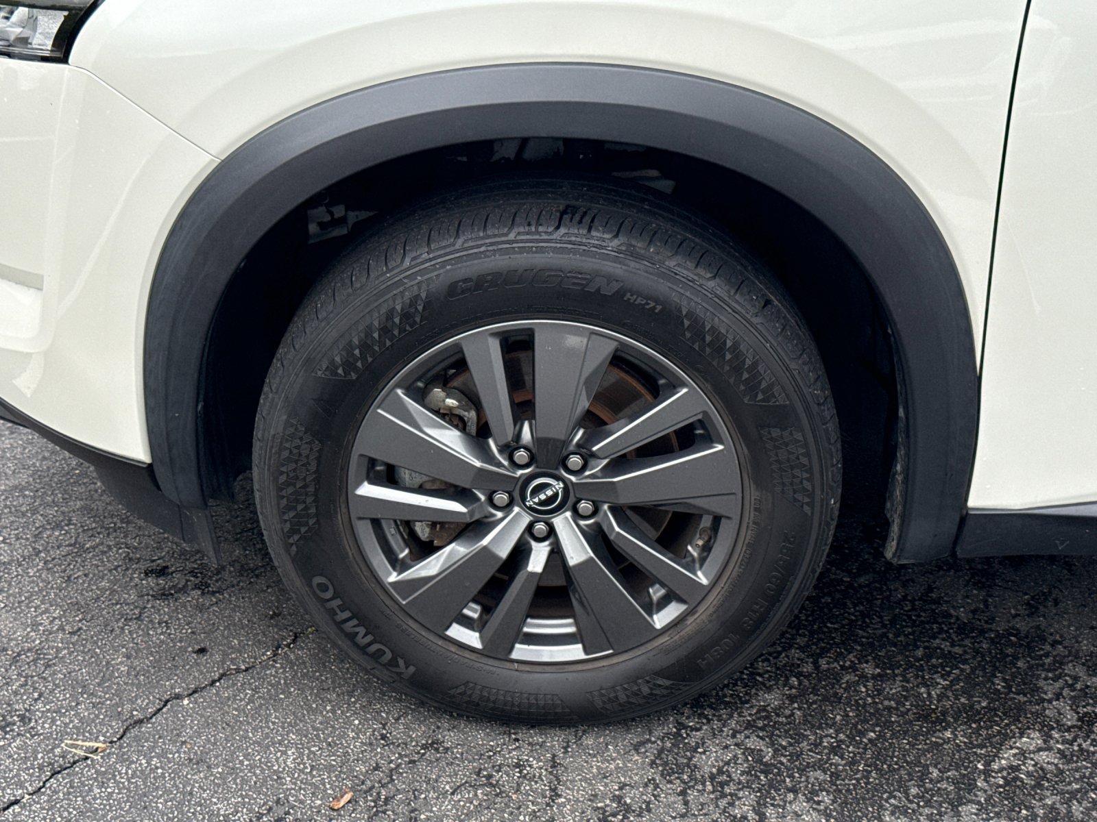 Used 2024 White Nissan SV image 20